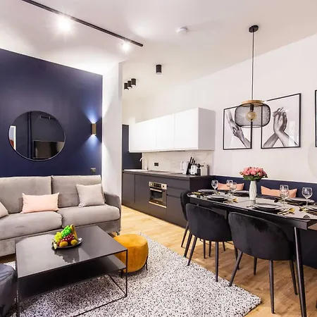 Spacious Apartment- 2br-6p - Porte Saint-denis * Париж
