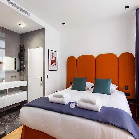 Апартаменты Spacious Apartment- 2br-6p - Porte Saint-denis Париж